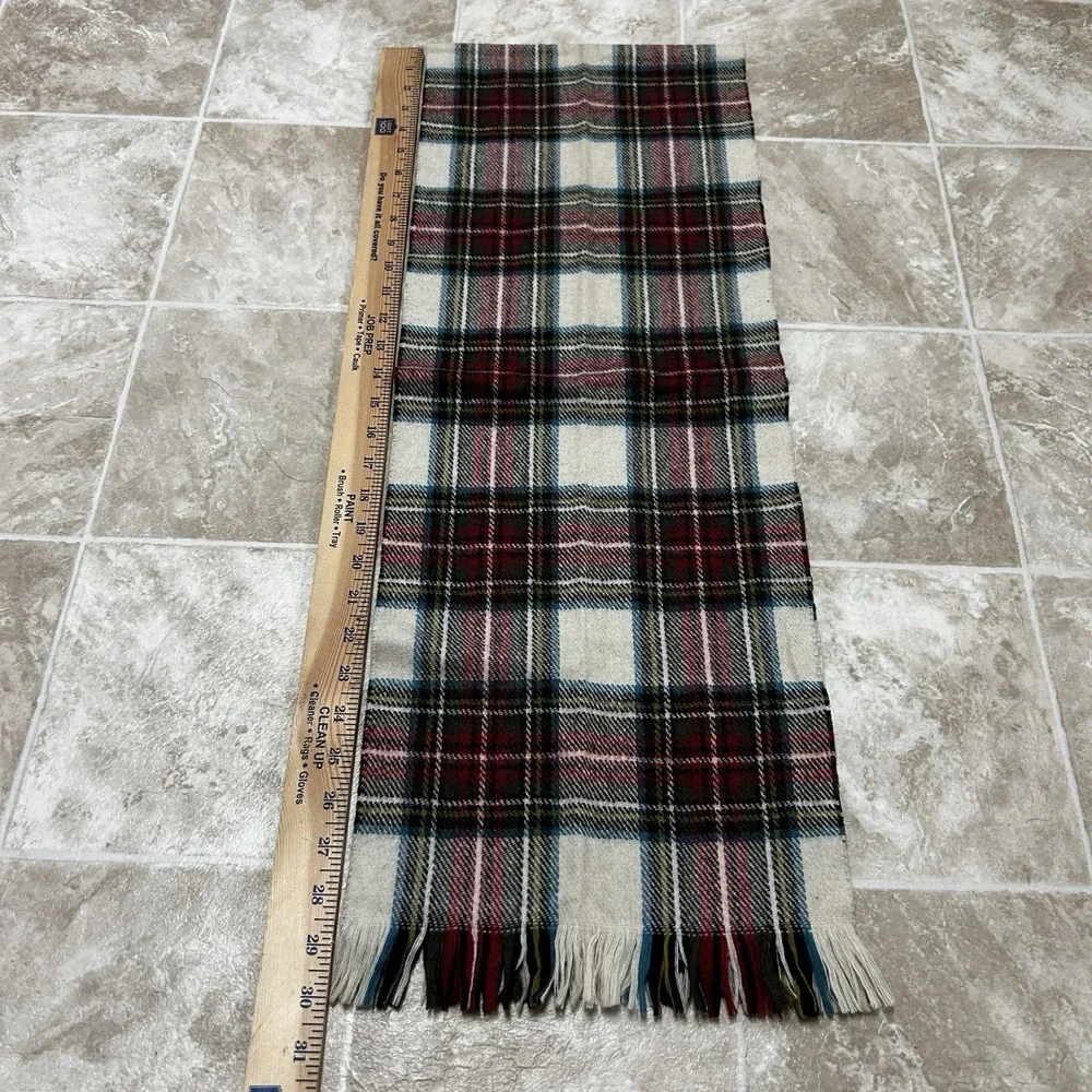 Peter MacArthur Scotland Gray Plaid Fringed 100% Pure Lambswool Scarf Vintage